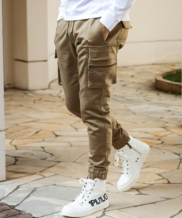 ウノピゥウノウグァーレトレリラックス　スリムカーゴパンツ