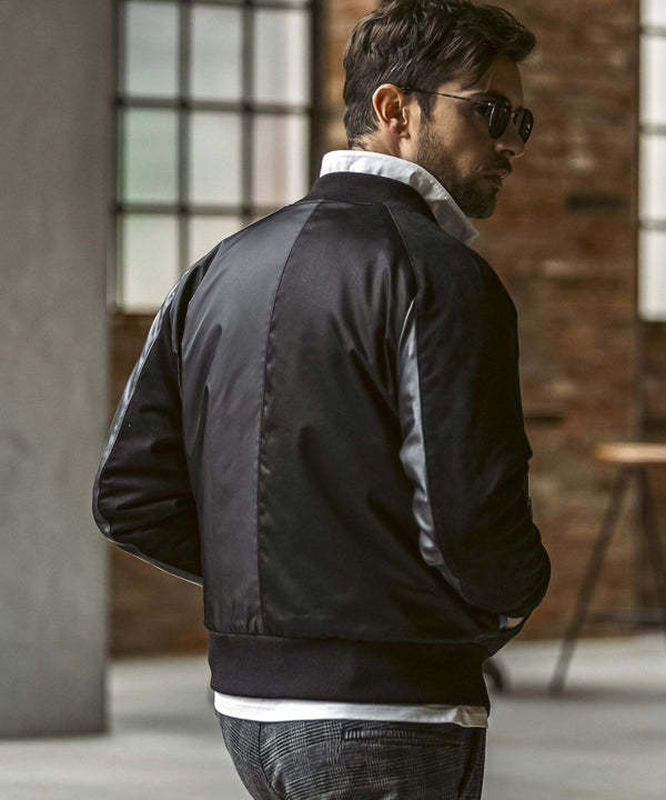 ウノピゥウノウグァーレトレリラックス　ブライトストレッチクレイジーブルゾン