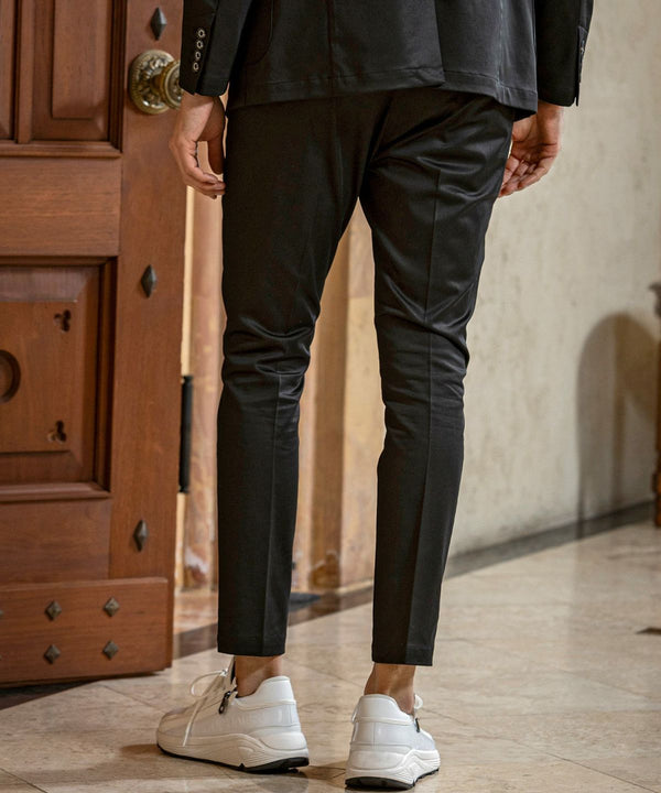 ウノピゥウノウグァーレトレリラックス　ブライトストレッチスラックス