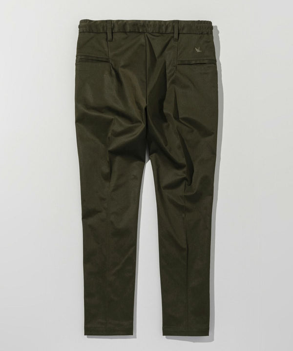 ウノピゥウノウグァーレトレリラックス　ブライトストレッチスラックス