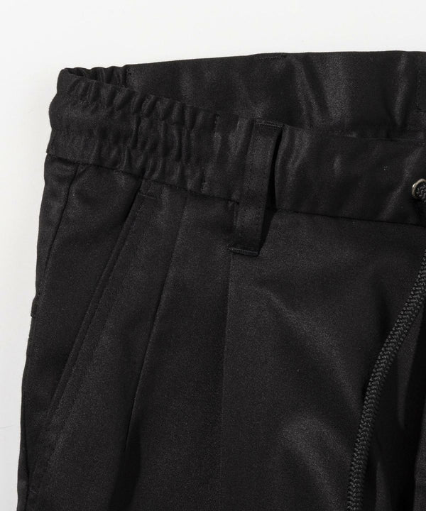 ウノピゥウノウグァーレトレリラックス　ブライトストレッチスラックス