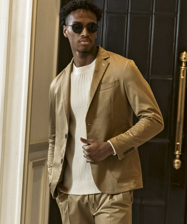 ウノピゥウノウグァーレトレリラックス　ブライトストレッチジャケット