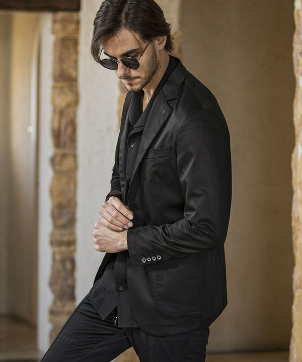 ウノピゥウノウグァーレトレリラックス　ブライトストレッチジャケット