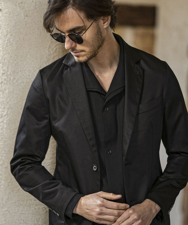 ウノピゥウノウグァーレトレリラックス　ブライトストレッチジャケット