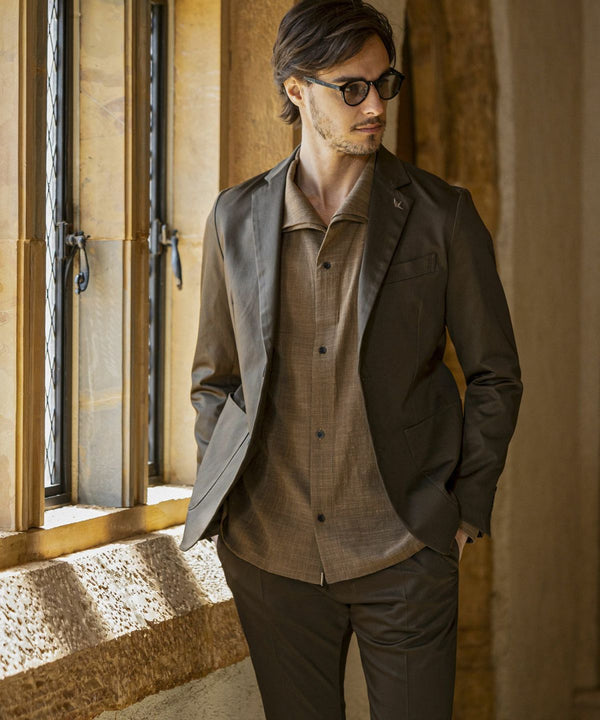 ウノピゥウノウグァーレトレリラックス　ブライトストレッチジャケット