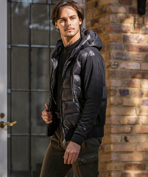 ウノピゥウノウグァーレトレリラックス　ブラックジャガードパデッドパーカー