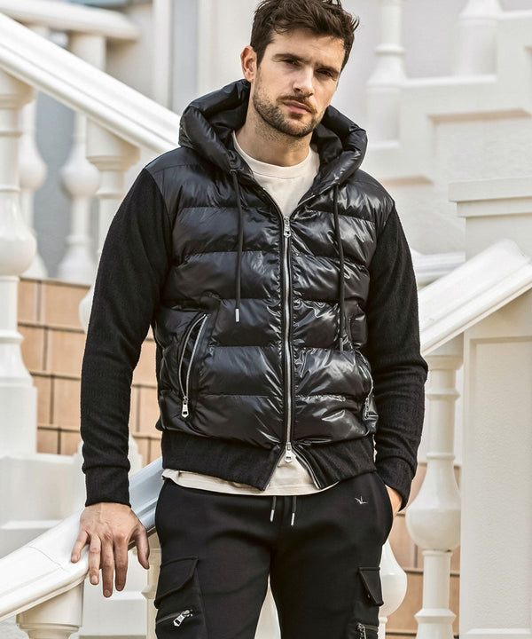 ウノピゥウノウグァーレトレリラックス　ブラックジャガードパデッドパーカー