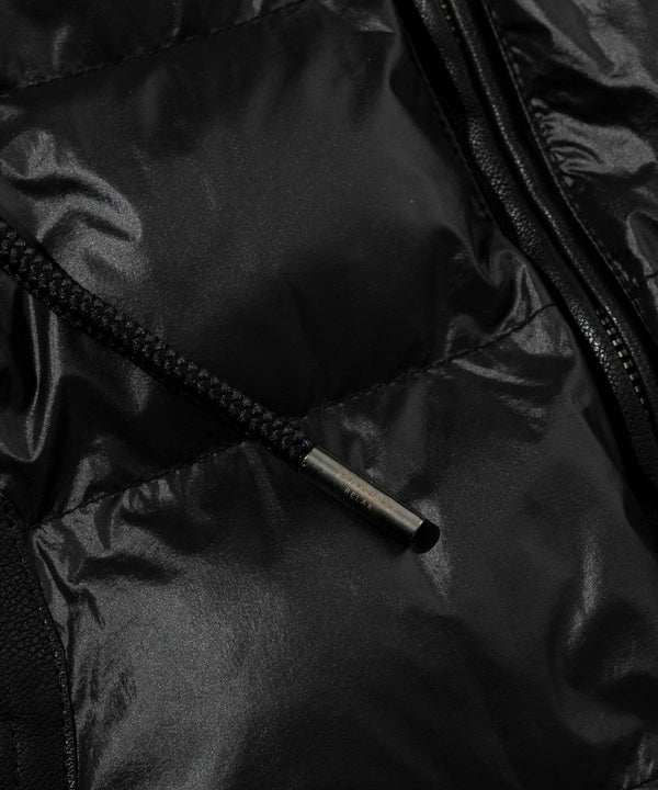 ウノピゥウノウグァーレトレリラックス　ブラックジャガードパデッドパーカー