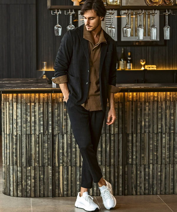 ウノピゥウノウグァーレトレリラックス　ブラックジャガードジャケット