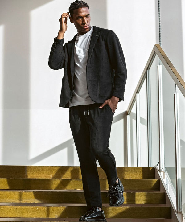 ウノピゥウノウグァーレトレリラックス　ブラックジャガードジャケット