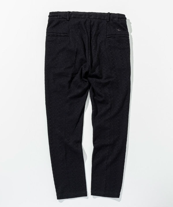 ウノピゥウノウグァーレトレリラックス　リネンブレンドジャガードスラックス