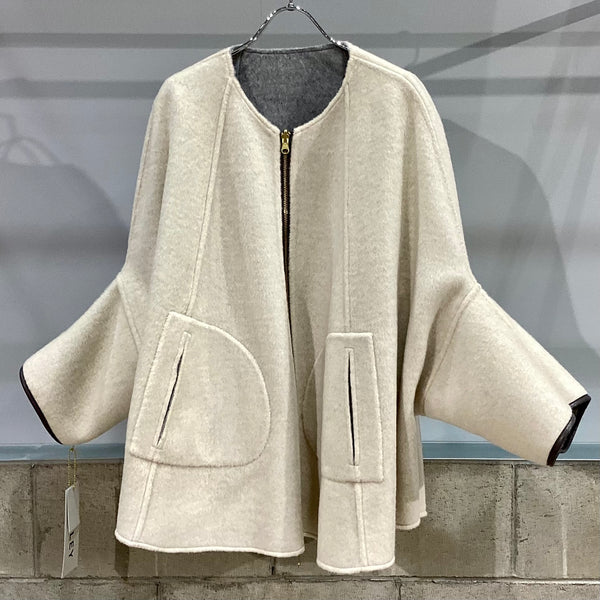 RISLEY/リズレイ　Reversible wool poncho coat(リバーシブルウールポンチョコート)