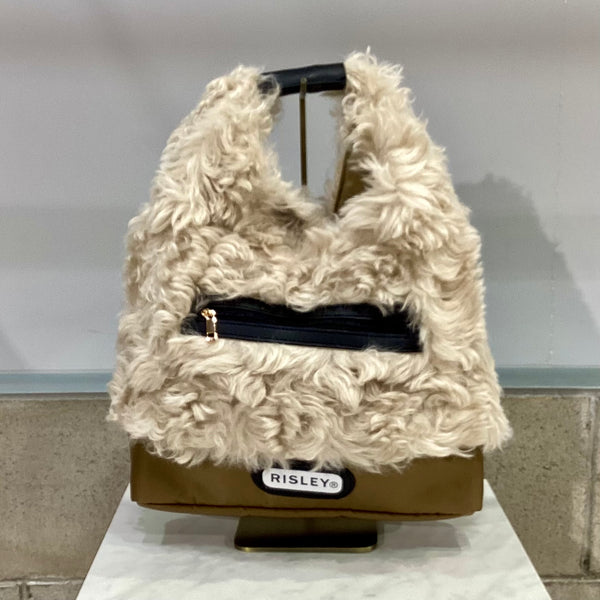 RISLEY/リズレイ　Triangle fur bag(トライアングルファーバッグ)