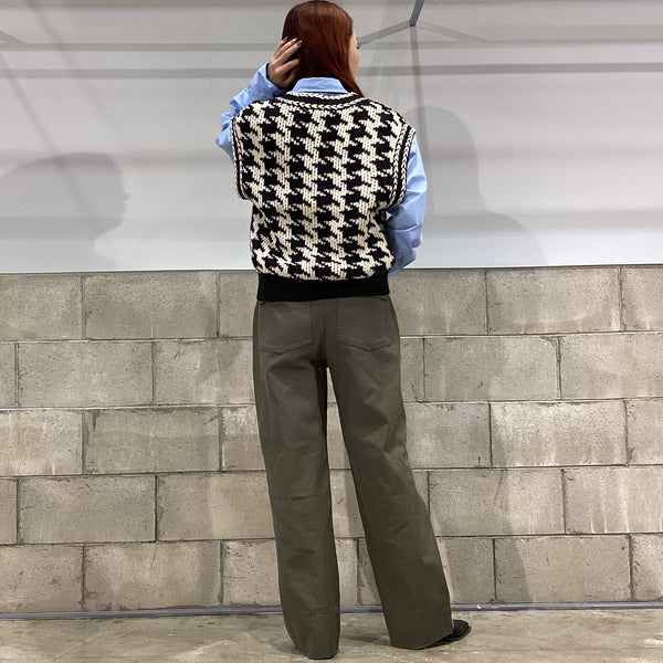 DOUBLE STANDARD CLOTHING ダブルスタンダードクロージング　DSC / Dロゴ刺繍 ニットベスト