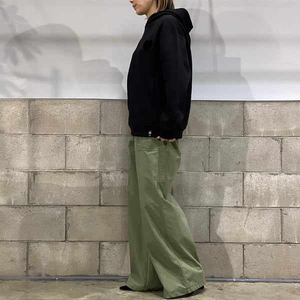 DOUBLE STANDARD CLOTHING ダブルスタンダードクロージング　DSC / ハート刺繍ダンボールニットフーディ