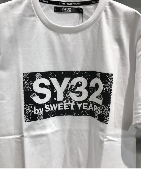 SY32 by SWEETYEARS /エスワイサーティーツーバイスィートイヤーズ　 PAISLEY BOX LOGO TEE
